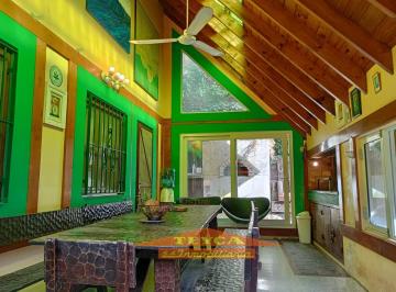 PH · 90m² · 3 Ambientes · 1 Cochera · PH en Centro