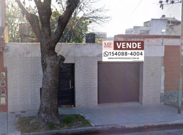Terreno · 117m² · 3 Ambientes · 1 Cochera · Lote / Terreno en Venta en Villa Lugano