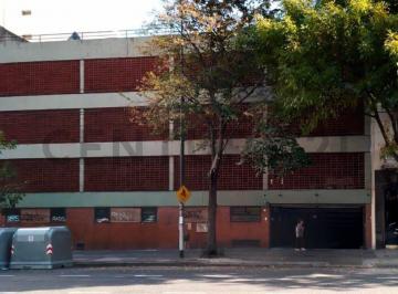 Garage · 12m² · Venta de Cochera Fija en Almagro. Excelente Ubicación y Seguridad.