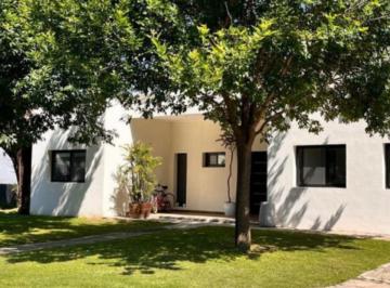 Casa · 170m² · 5 Ambientes · 2 Cocheras · Casa en Alquiler en San Matias, Escobar, G. B. a. Zona Norte
