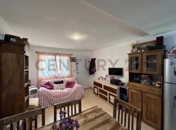 Casa · 44m² · 2 Ambientes · 1 Cochera · Venta Duplex de Ambientes en Matheu con Cochera