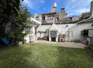 Casa · 94m² · 3 Ambientes · Venta de Casa 4 Ambientes en Villa Luro