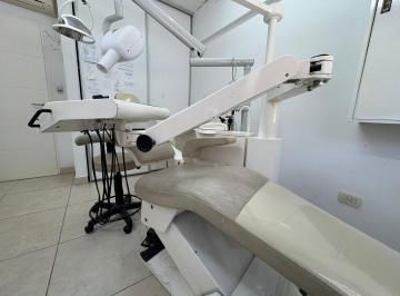 PH · 30m² · 6 Ambientes · Alquiler de Consultorio Odontológico Equipado en Olivos