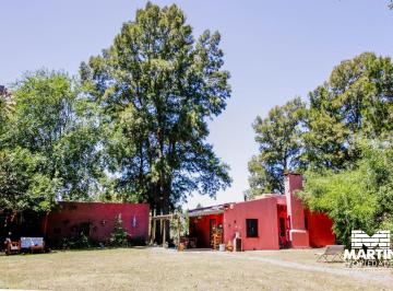 Campo · 280m² · 4 Ambientes · Chacra en Capilla del Señor. Casa de Campo y Casa de Huéspedes. Lote 17.745 m². Pileta y Bosquecito.