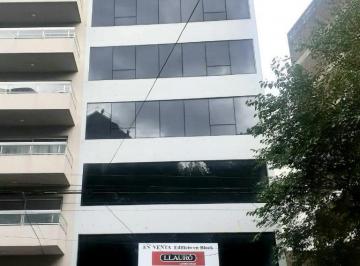 Edificio · 1950m² · Edificio Comercial en Parque Patricios