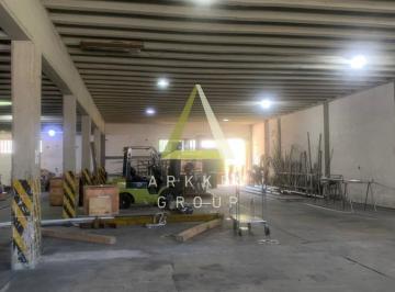 Bodega-Galpón · 1200m² · Galpón a La Venta en Beccar