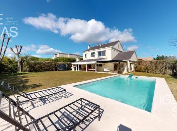 piscina · Casa en Alquiler - Los Castores