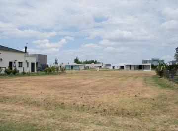 Terreno · 742m² · Oportunidad! Venta Lote en La Alameda, Canning!