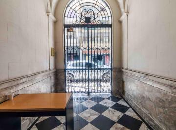 Departamento · 111m² · 5 Ambientes · Propiedad en Venta en Zona Tribunales. a Reciclar. Para Vivienda U Oficina