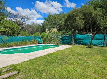Casa · 180m² · 5 Ambientes · 2 Cocheras · Se Vende Casa en Talar de Mendiolaza 6 Ambientes + Piscina