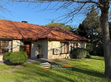 Casa · 190m² · 6 Ambientes · 2 Cocheras · Casa en Venta en Country San Diego, Moreno