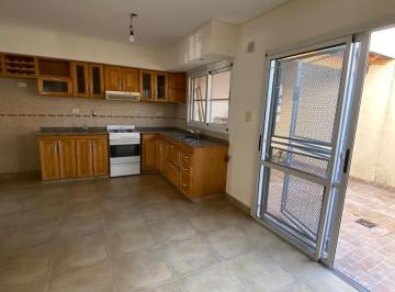 Departamento · 90m² · 5 Ambientes · 1 Cochera · Departamento - Lomas de Zamora