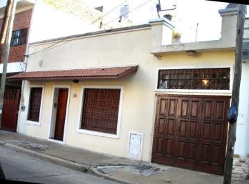 PH de 2 ambientes, Quilmes · Quilmes, Dpto PH 2amb C/gge A. del Valle E/beruti y Sarratea