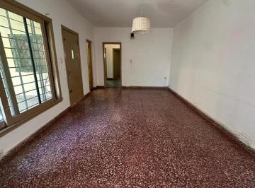 Casa · 157m² · 5 Ambientes · 1 Cochera · Casa de 5 Ambientes con Cochera en Bernal Zona Nuevo Quilmes