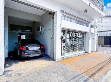 Local comercial · 265m² · 1 Cochera · Local con Depósito en Venta, Ubicado en Zona Comercial de Olivos, Vicente López