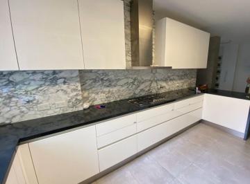 Departamento · 320m² · 5 Ambientes · 1 Cochera · Departamento en Alquiler