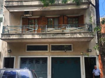 Casa de 13 ambientes, Colegiales · S/terreno 8.64 X 28.3 Excelente Ubicación, 3 Dptos en Block!