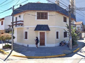 BAT-BAT-3520_2 · Casa 5 Ambientes. | Necochea Al 400