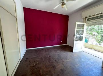 PH · 55m² · 2 Ambientes · Venta PH 2 Amb Frente con Balcon y Patio en Parque Chas Sin Expensas Apto Credito