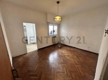 Departamento · 58m² · 3 Ambientes · Venta de Departamento de 2 Dorm. en La Plata