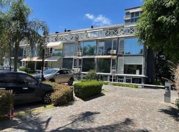Oficina comercial · 56m² · 3 Ambientes · Oficina en San Isidro