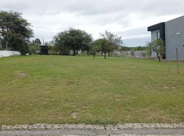 Terreno · 1232m² · Venta de Lote en Barrio "La Arbolada Hollywood"