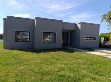 Casa · 180m² · 4 Ambientes · Casa a Estrenar Cantón Islas