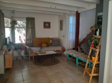 PH de 3 ambientes, San Martín de los Andes · Cabaña en Venta en El Centro de San Martín de Los Andes – 2 Dorm. y Patio
