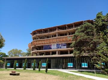 Local comercial · 76m² · Local en Alquiler - Av Bunge - Pinamar