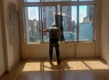 Oficina comercial de 1 ambiente, Once · Oficina en Venta Sobre Av Corrientes