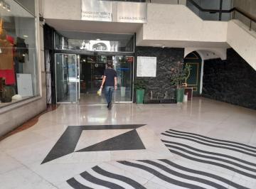 Local comercial · 17m² · Locales - en Galeria - Retiro, Capital Federal