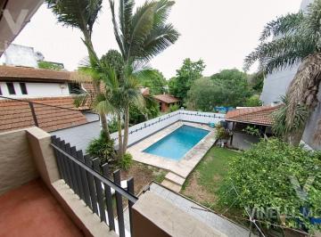 PH · 480m² · 6 Ambientes · 5 Cocheras · PH en Adrogue con Fondo Pileta Parrilla