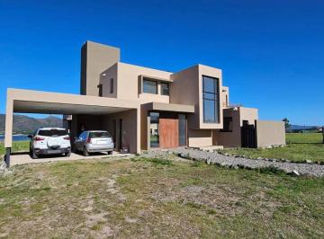 Casa · 295m² · 6 Ambientes · 2 Cocheras · Venta Casa en Country Nautico Puerto del Aguila - Potrero de Garay - Posibilidades de Financiacion