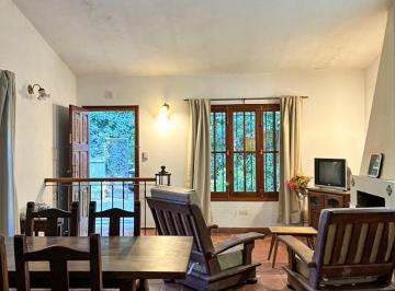 Casa · 75m² · 3 Ambientes · Casa a Reciclar Sobre Dos Lotes en Bosque Peralta Ramos