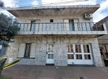 Casa · 113m² · 4 Ambientes · Casa en Venta