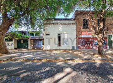 Casa · 150m² · 4 Ambientes · Casa en Venta de 3 Dormitorio con Patio en La Plata