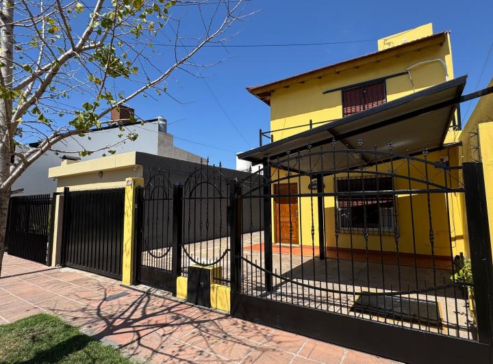 PH · 130m² · 4 Ambientes · 5 Cocheras