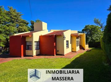 Casa de 5 ambientes, Villa Carlos Paz · Venta: Casa - 3 Dorm. 2 Baños - Patio - Zona Balneario - Villa Carlos Paz
