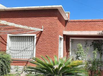 Casa de 4 ambientes, Córdoba · Casa en Venta - 2 Dorm. - Barrio San Martin!