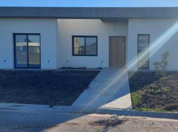 Casa · 150m² · 5 Ambientes · Casa en Venta Santa Elisa 3 Dorm. Lote Central Gran Cocina Americana Galería Parrilla