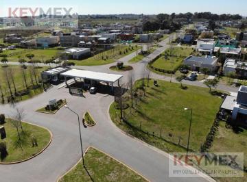 Terreno · 655m² · Terreno en Venta Pilar Santa Elisa Pilar del Este - Barrio Cerrado - Pilar Barrio Consolidado