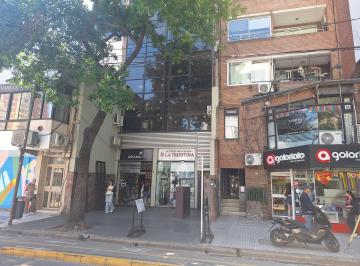 Oficina comercial · 30m² · 2 Ambientes · Oficina en Congreso y Cabildo. Al Frente. Edificio de Oficinas.