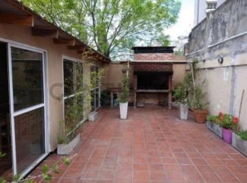PH · 156m² · 5 Ambientes · 1 Cochera · Venta PH 5 Ambientes Avellaneda Reciclado Garage Patio Quinc