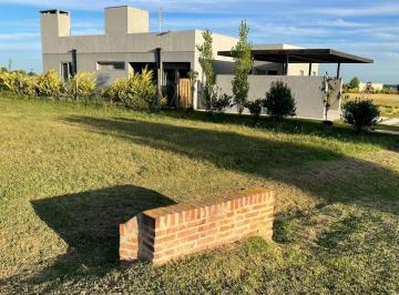 Terreno · 1041m² · Terreno en Venta en Barrio Las Calandrias Cardales, Campana