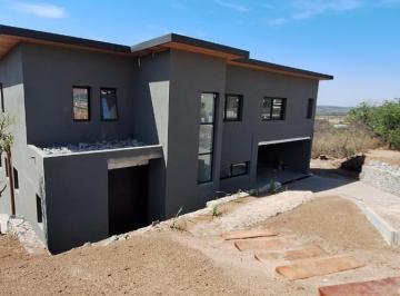Casa · 287m² · 6 Ambientes · 2 Cocheras · Casa en Venta Country La Deseada La Calera Córdoba