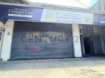 Local comercial · 230m² · Venta de Amplio Local, Merlo Centro