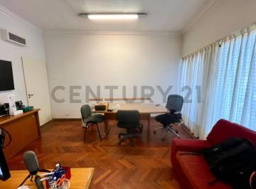 Oficina comercial · 530m² · 10 Ambientes · 1 Cochera · Oficina en Venta