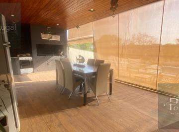 PH · 200m² · 5 Ambientes · 2 Cocheras · Duplex en Country La Cuesta, Pileta, Cochera Doble, Quincho