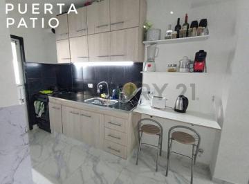 Casa · 70m² · 3 Ambientes · Venta Duplex 3 Ambientes Ituzaingo Apto a Credito