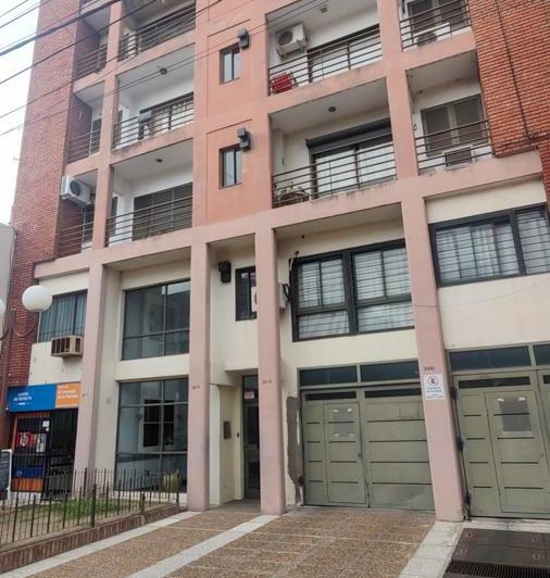 Departamento · 77m² · 4 Ambientes · 1 Cochera